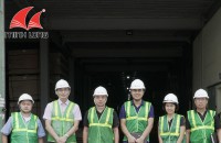 Đại diện Công ty TNHH EIDAI tham quan nhà máy Gỗ Minh Long